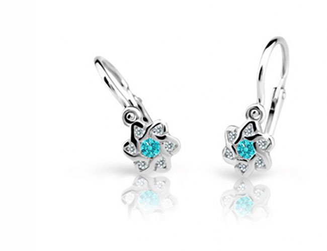 Soft feet Avenue Agent How to choose the earrings for a child? - Sofia.sk